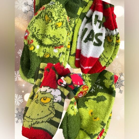 Grinch Warm Fuzzy Socks Women Christmas NEW - Picture 6 of 6